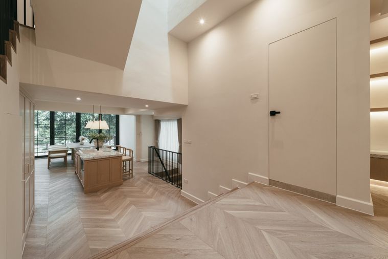 5-bed townhouse for rent, 350 sqm, 88.5 sq wah, Regent 71 Place