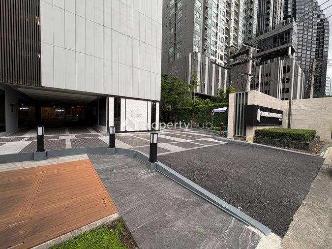 Chewathai Residence Asoke 