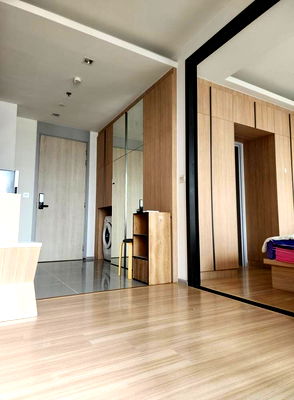 Condos for rent BTS Saphan Khwai : M                        Jatujak