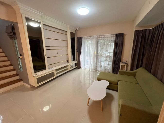 3-bed house for rent, 320 sqm, 80 sq wah, Chaiyapruk Ramintra - Wongwaen 2