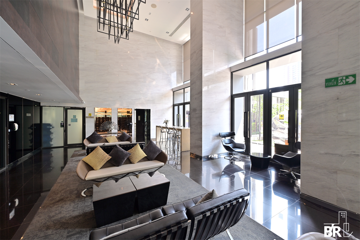 picture Luxury Condo Ready to Move-in at the Best Location RHYTHM Asoke near MRT Rama 9 Station - 5/9