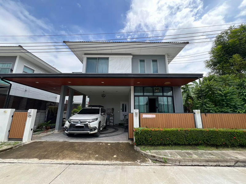 ขายบ้านเดี่ยว : ขายบ้านเดี่ยว เพอร์เฟค เพลส พระราม 9-กรุงเทพกรีฑา ลาดกระบัง กรุงเทพมหานคร BRE25167