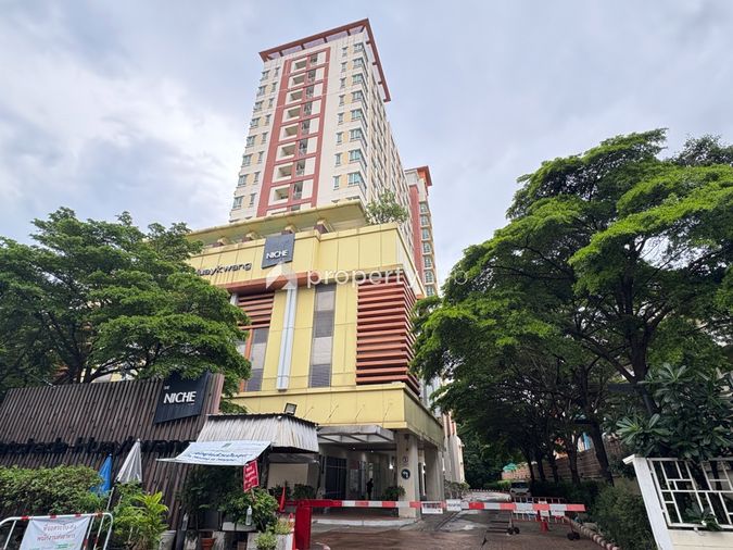 The Niche Ratchada - Huay Kwang