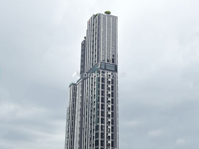 Knightsbridge Space Rama 9