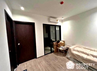 Condos for rent : 1-BR Condo at Lyss Condo Ratchayothin near BTS Ratchayothin (ID 2122400)