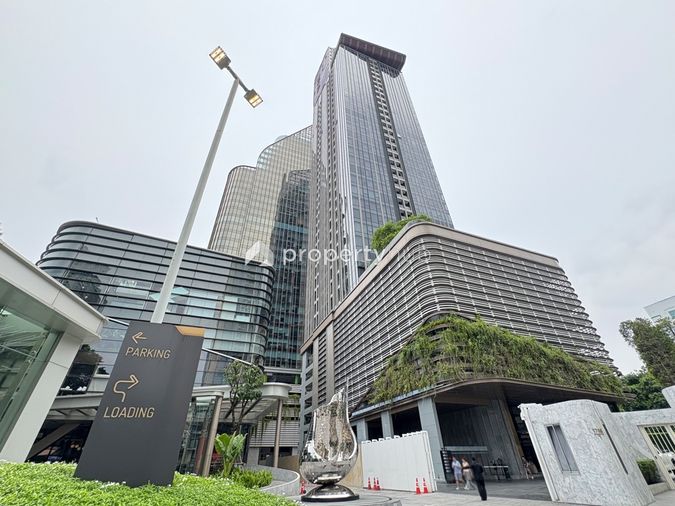 The Esse at Singha Complex