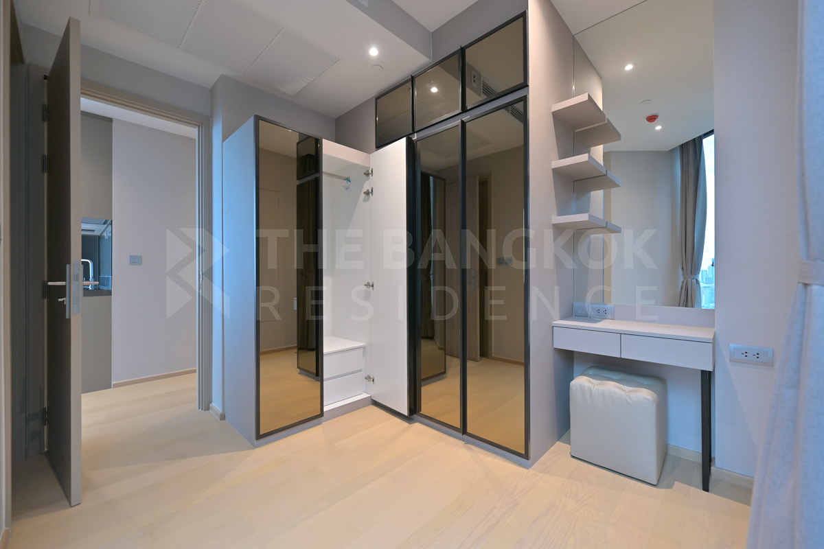 picture Ashton Asoke-Rama 9 near MRT Rama 9 Station Luxuriously Elevated Unit - 8/10