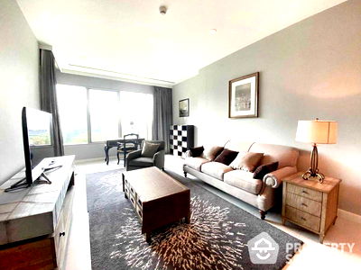 Condos for sale MRT Sam Yan : 2-BR Condo at 185 Rajadamri near BTS Ratchadamri (ID 457987)