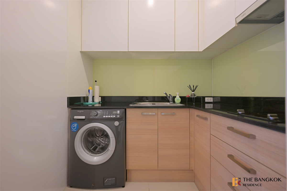 picture Easy Travel, Fully Utilized Space Circle Condominium - 3/10