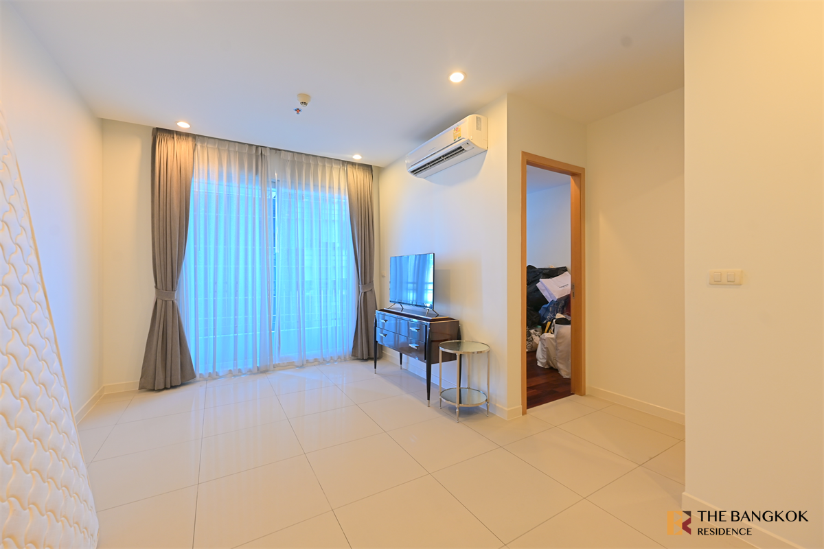 picture Easy Travel, Fully Utilized Space Circle Condominium - 4/10