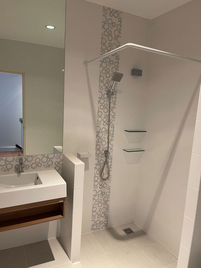 picture New Townhome For Sale 2-storey building, 24 sq m, Swimming Pool view, Living Residence Rangsit-Ratchaphruek (Bang Phun) + Finished KItchen + 1 Air Con - 8/10