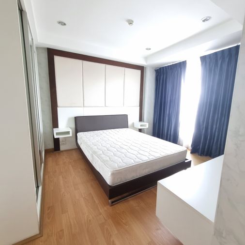 2 bedrooms 2 baths 60sqm. Only 15000 per month please add line paolin1 call 0928242499