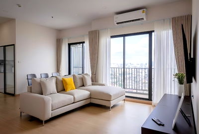 Condos for rent Museum Siam : Penthouse for rent Supalai Loft Prajadhipok-Wongwian Yai 156sqm, 4bed, 30Fl 【Line: Yosita828】