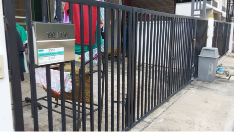 ทาวน์เฮ้าส์ เนื้อที่ทั้งหมด 82.4 ตารางเมตร - ตำบลพิมลราช อำเภอบางบัวทอง นนทบุรี ราคา 1,650,000 บาท