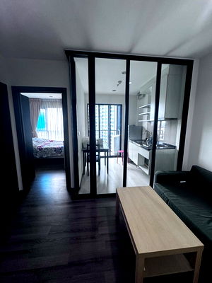 Condos for rent : [For Rent:] The Base Park East Sukhumvit 77