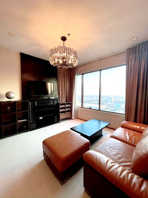 Condos for rent Med Park Hospital : [ RENT ]⚡🌈E51604 The Emporio Place ⚡🌈 LINE: @theagentpro (please include the @)