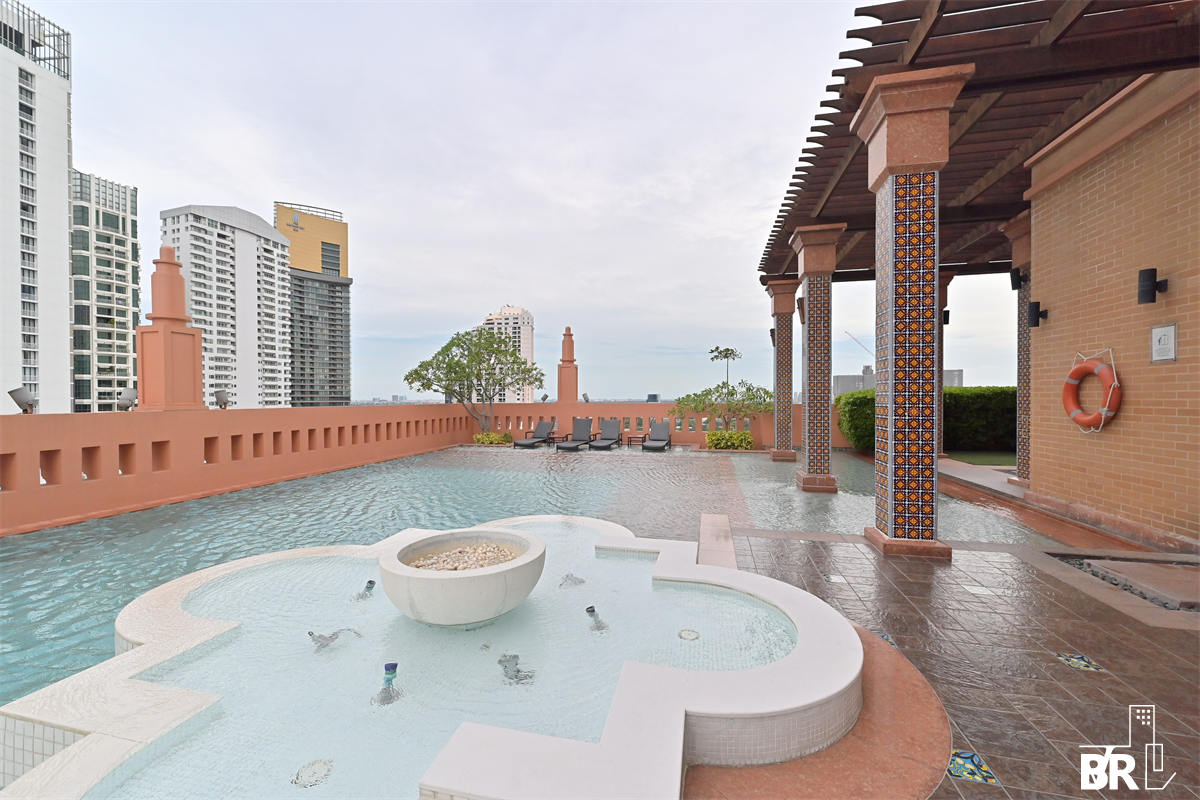 picture Aguston Sukhumvit 22  Luxury Condo at Special Price - 7/9