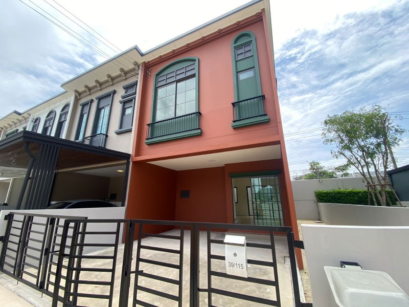 ขายทาวน์โฮม : 🏡ทาวน์โฮมใหม่ พร้อมอยู่ สิริ ลาดพร้าว 101 📍ใกล้เซ็นทรัล อีสต์วิลล์
