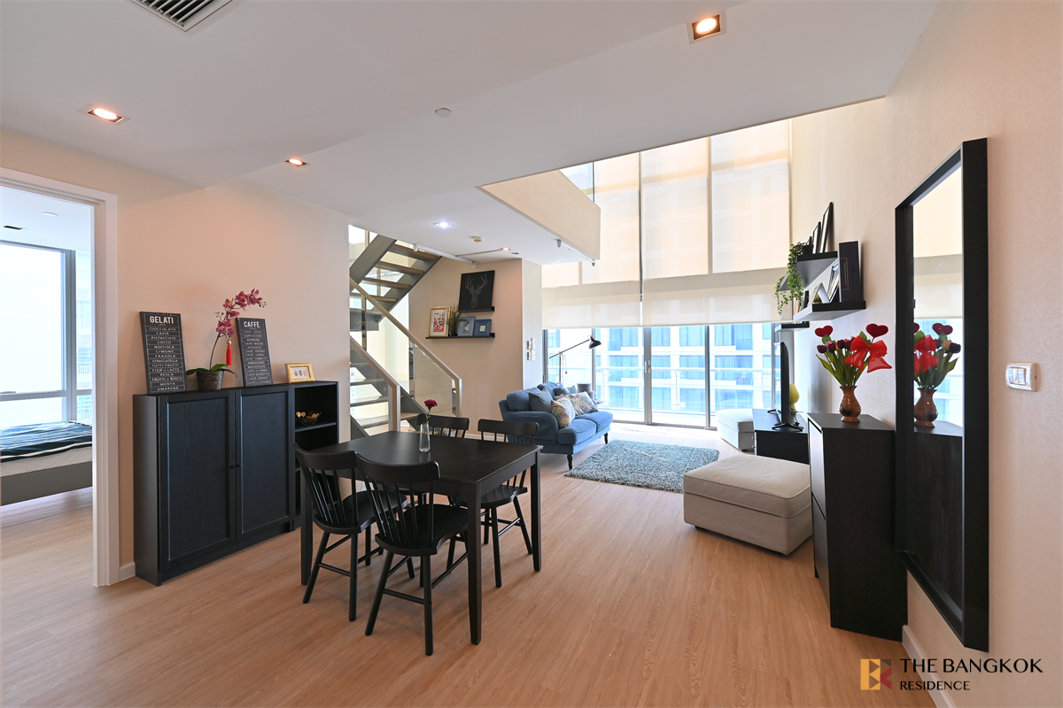picture The Room Sukhumvit  21  Premium Luxury Condo in Prime Location - 1/10