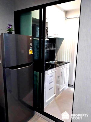 Condos for rent Don Mueang New Market : 1-BR Condo at Reach Phahonyothin 52 in Khlong Thanon (ID 2131592)