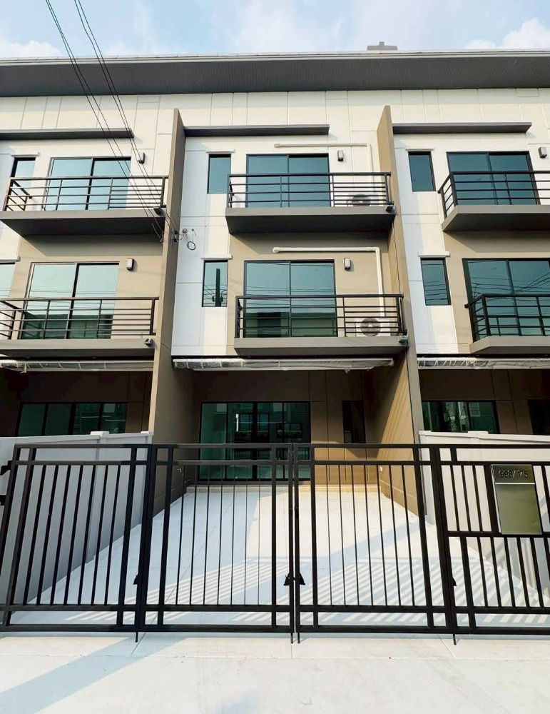 Townhouses for rent : 🟢 For Rent 🟢 Baan Klang Muang Ratchaphruek-Sathorn, beautiful room, fully furnished 📱ADD LINE @nathong97 (reply ⚡ 24 Hr) P074