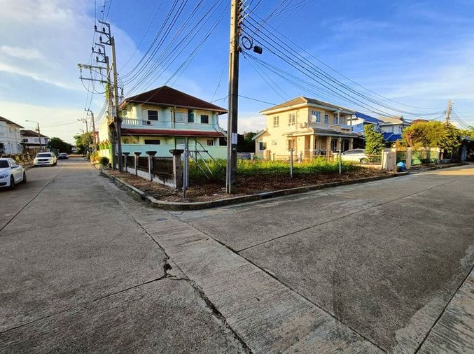 ขายที่ดิน 87 ตร.ว. เขตหนองแขม