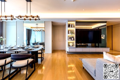 Condos for sale : ✨Line ID @556ryccg 🚞Luxury condo near Lumpini park 168 sqm 2 Bedroom Floor5 Baan Sindhorn, LangSuan road Fully furnished