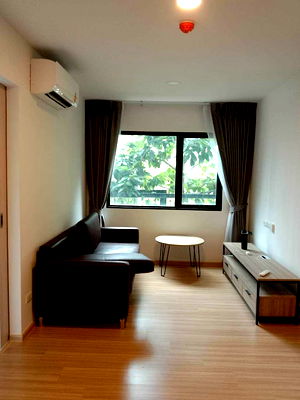 Condos for rent MRT Chok chai 4  : Urgent rent!! Good price, very beautifully decorated Chewathai Hallmark Ladprao - Chokchai 4 (Phase 1)