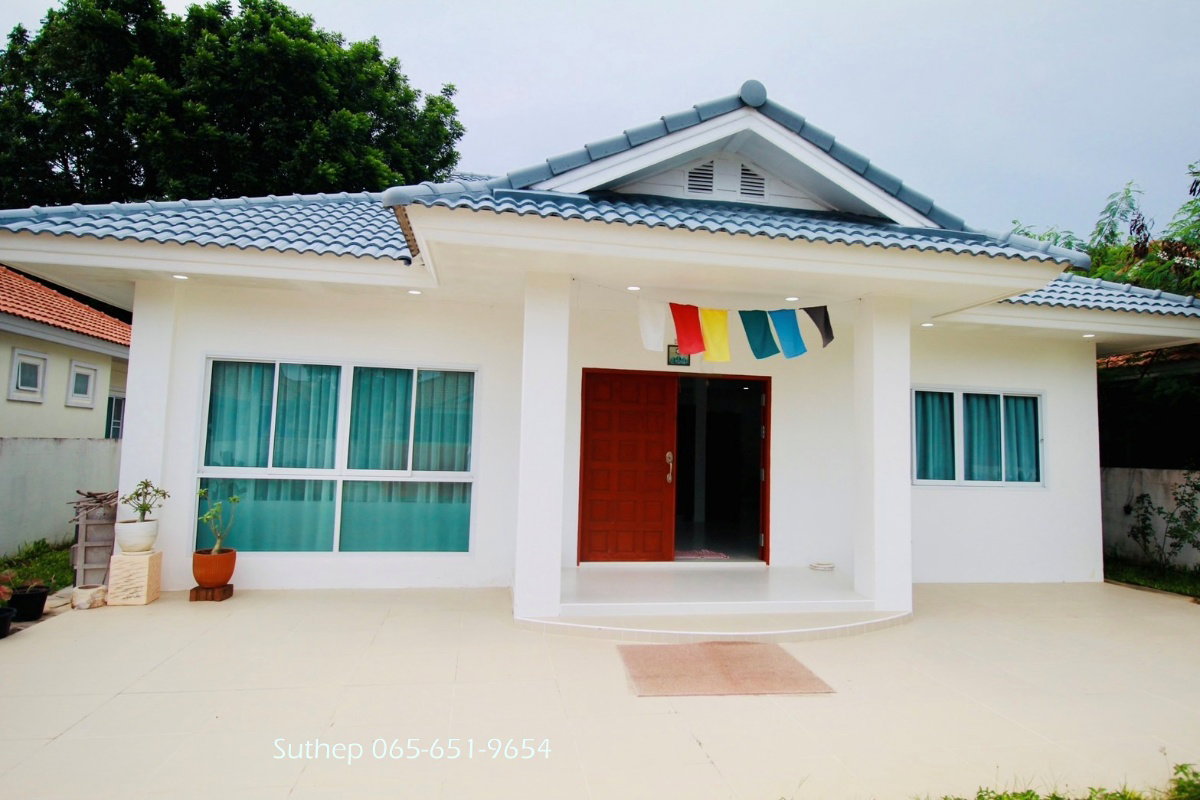 บ้านเดี่ยวชั้นเดียว รีโนเวทใหม่ทั้งหลัง 100 ตร.ว หมู่บ้านเทพรัฐ ใกล้นิคมฯเอเชียและโลตัส บ้านฉาง ระยอง