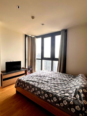 เช่าคอนโด รร.สิงคโปร์ อินเตอเนชั่นแนล กรุงเทพฯ (เอสไอเอสบี) : เดอะเบส การ์เดน พระราม 9 ขนาด 2 ห้องนอน 🔰Line : @richrealestate