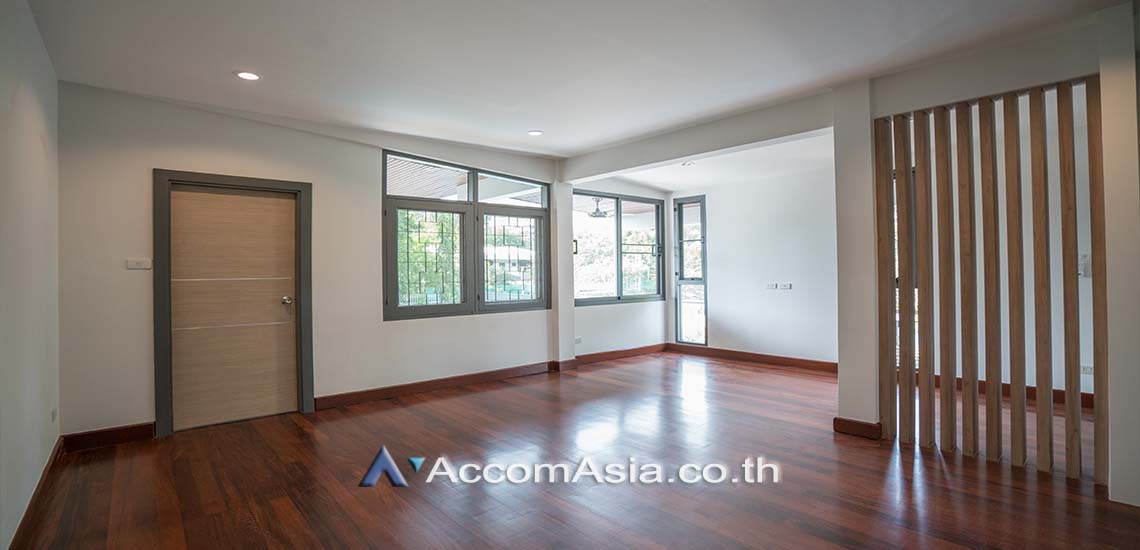 รูป 🔼🔽 AccomA 📩  Spacious Family Home with Pool and Lawn (10003201) - รูปที่ 9/20