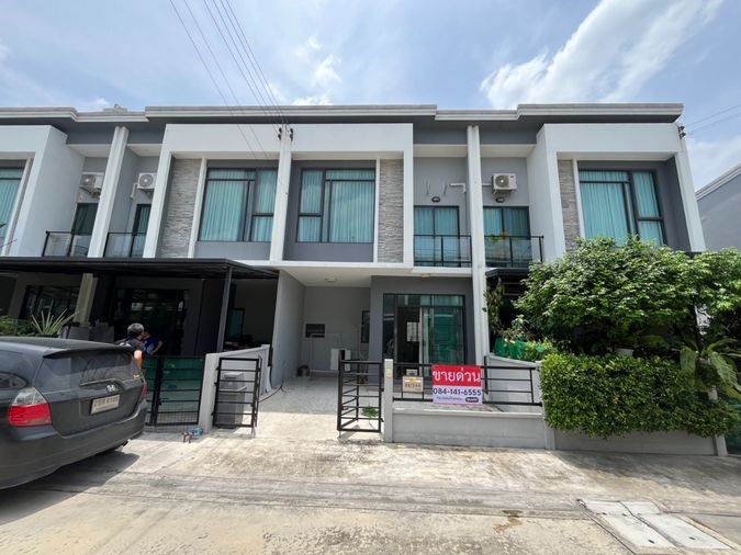 เจ้าของขายเอง  ขายด่วน ทาวน์เฮ้าส์ 2 ชั้น แกรนด์ พลีโน สุขสวัสดิ์-พระราม 3  ซ.ประชาอุทิศ 54 แยก17 แขวงทุ่งครุ เขตทุ่งครุ กทม. (ราคา 2,690,000 บาท )