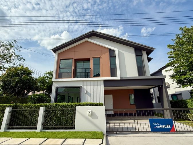 Corner Unit Single House at a Special Price Anasiri Chaiyaphruek – Wongwaen 2 by Sansiri
