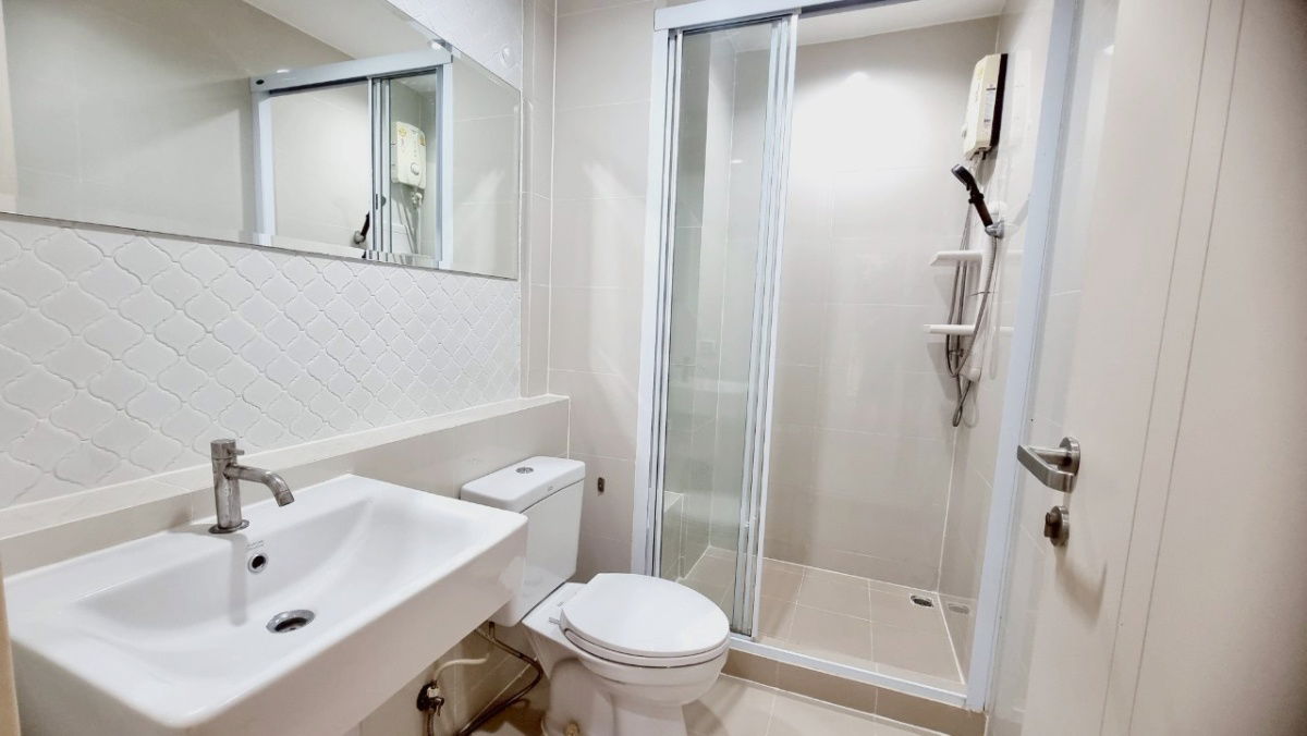 picture The Base Downtown For Sell WR-03355 - 11/15