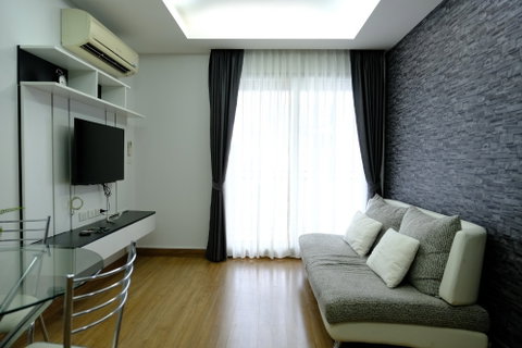 รูปภาพ Condo for Rent: Thru Thonglor Approx. 800 meters from Makkasan Airport Rail Link Station