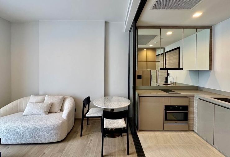 For Rent - The Crest Park Residences , Super Luxury 1 bedroom 1 bathroom