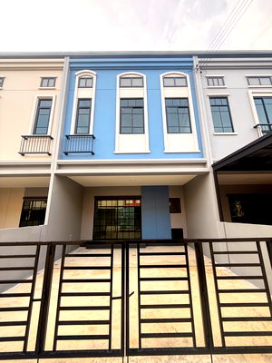 ขายทาวน์โฮม : 🏡ขายบ้านใหม่ (แปลงกลาง) ฟรี!! ค่าโอนทุกรายการ 📍สิริ เพลส ราชพฤกษ์ - นครอินทร์ เลขที่ 299/78