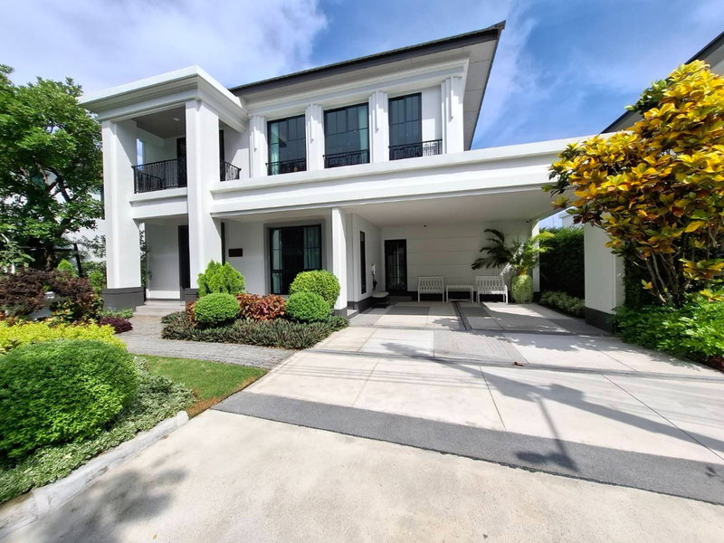 Houses for sale : For sale: Decorated model home ready to move into, Setthasiri Ruamchok project, a project of Sansiri.