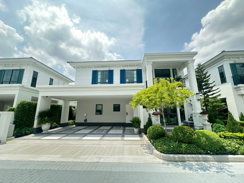 ขายบ้านเดี่ยว : ขายบ้านเดี่ยวหรู พร้อมอยู่ ตกแต่งครบ! เศรษฐสิริ บางนา กม.10 โครงการพร้อมอยู่จากแสนสิริ