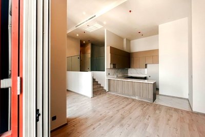 ขายคอนโด : Foreigner Quota ขายด่วน Penthouse Rhythm Ekkamai Estate ราคาพิเศษ 41.5M