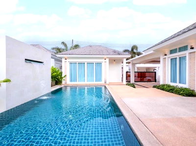 ขายบ้านเดี่ยว : 🧧 📣 Luxury Pool Villa in Rawai – Experience Private, Serene Living with a Private Pool and Full Facilities 📣  📍 Intira Project, Soi Suksan, Rawai
