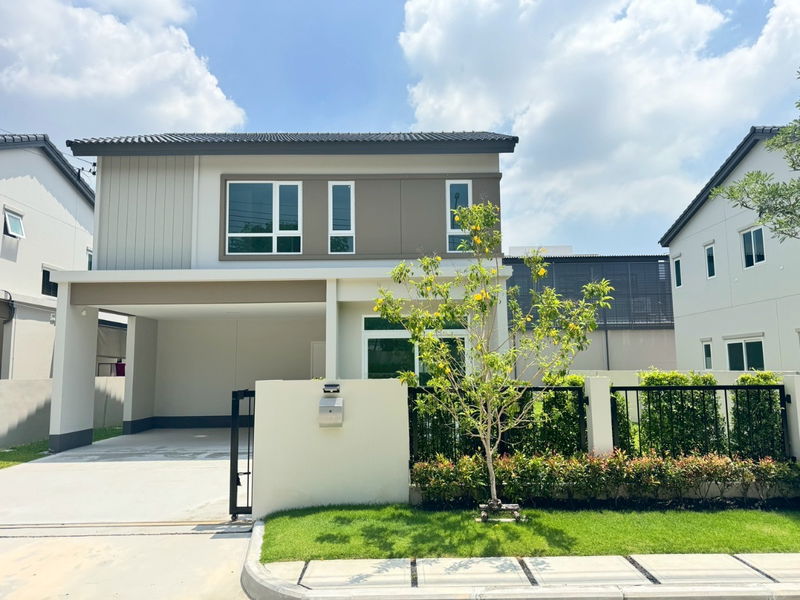 Houses for sale : Single house for sale, Mabel Bangna, Km. 26, ready to move in project by Sansiri