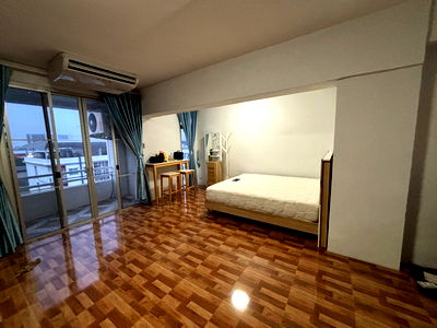 เช่าคอนโด ถนนรามคำแหง : เช่า! คอนโด Living Place รามคำแหง157 เฟอร์+แอร์ รวมส่วนกลาง!