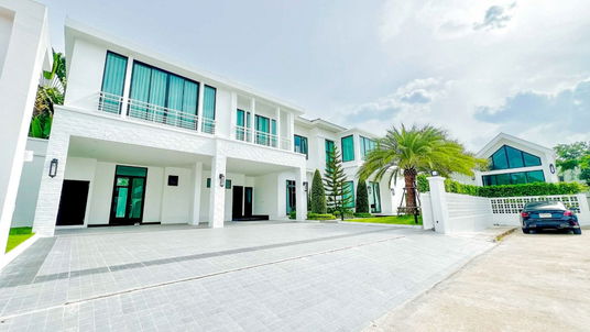 ขายบ้านหรู หมู่บ้าน เพอร์เฟค มาสเตอร์พีซ สุขุมวิท77