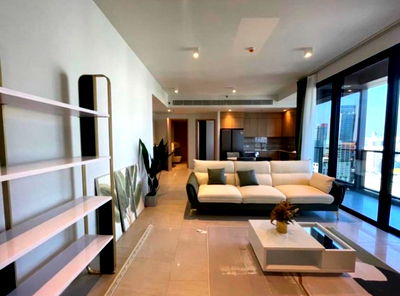 เช่าคอนโด MRT สามย่าน : The Lofts Silom 2Bedroom 2Bathroom with city view