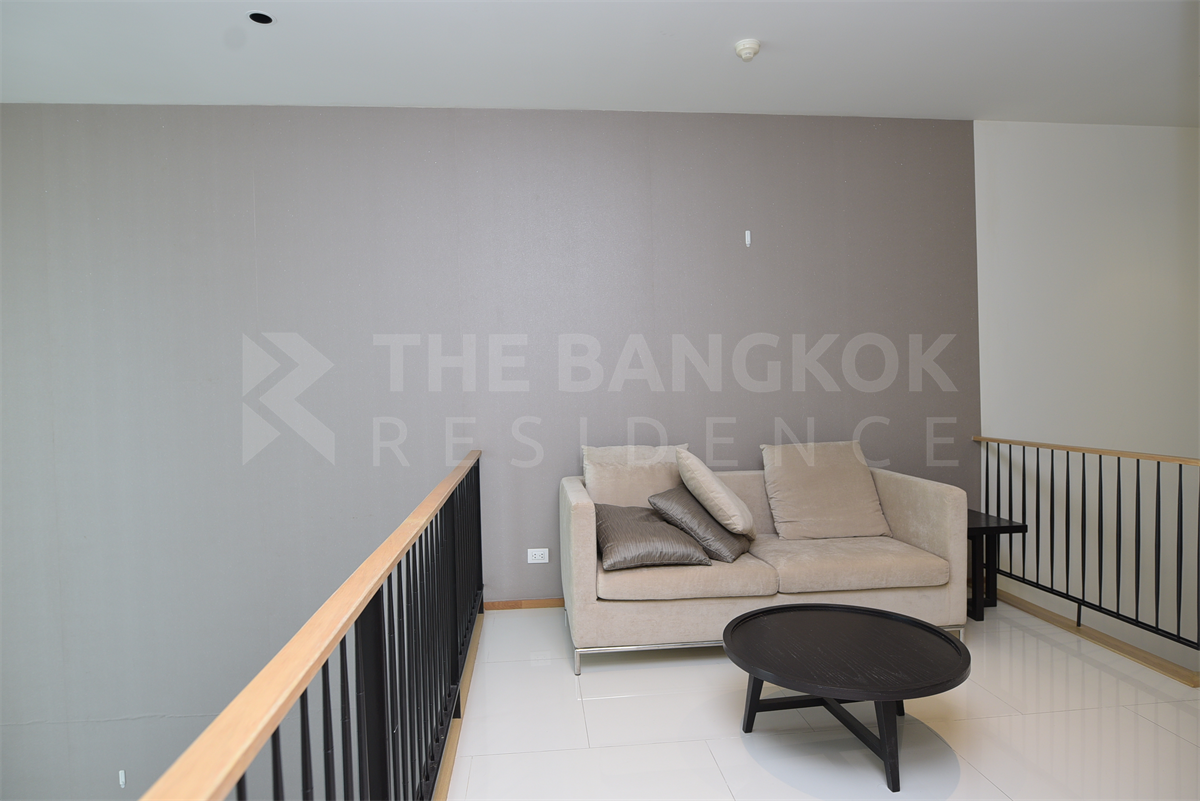 picture Ultimate Luxury Lifestyle with Convenience The Empire Place - 3/10