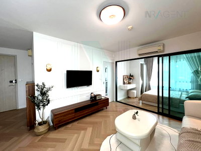 Condos for sale : For Sell Condo CONDOLETTE PIXEL SATHORN Building B, Floor 8,1 bed room, Room size 36 sqm