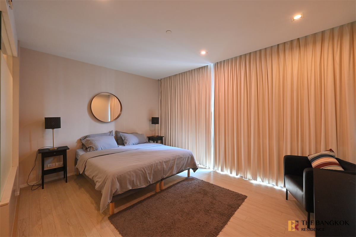 picture The Room Sukhumvit  21  Premium Luxury Condo in Prime Location - 5/10