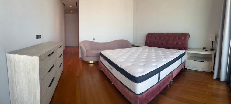 ให้เช่าคอนโด 3 ห้องนอน 248 ตร.ม. บันยัน ทรี เรสซิเดนซ์ ริเวอร์ไซด์ กรุงเทพ