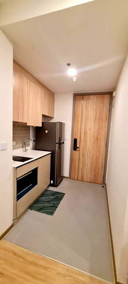 Condos for rent : XT Phayathai 29F, New Room, Fully Furnished 23K